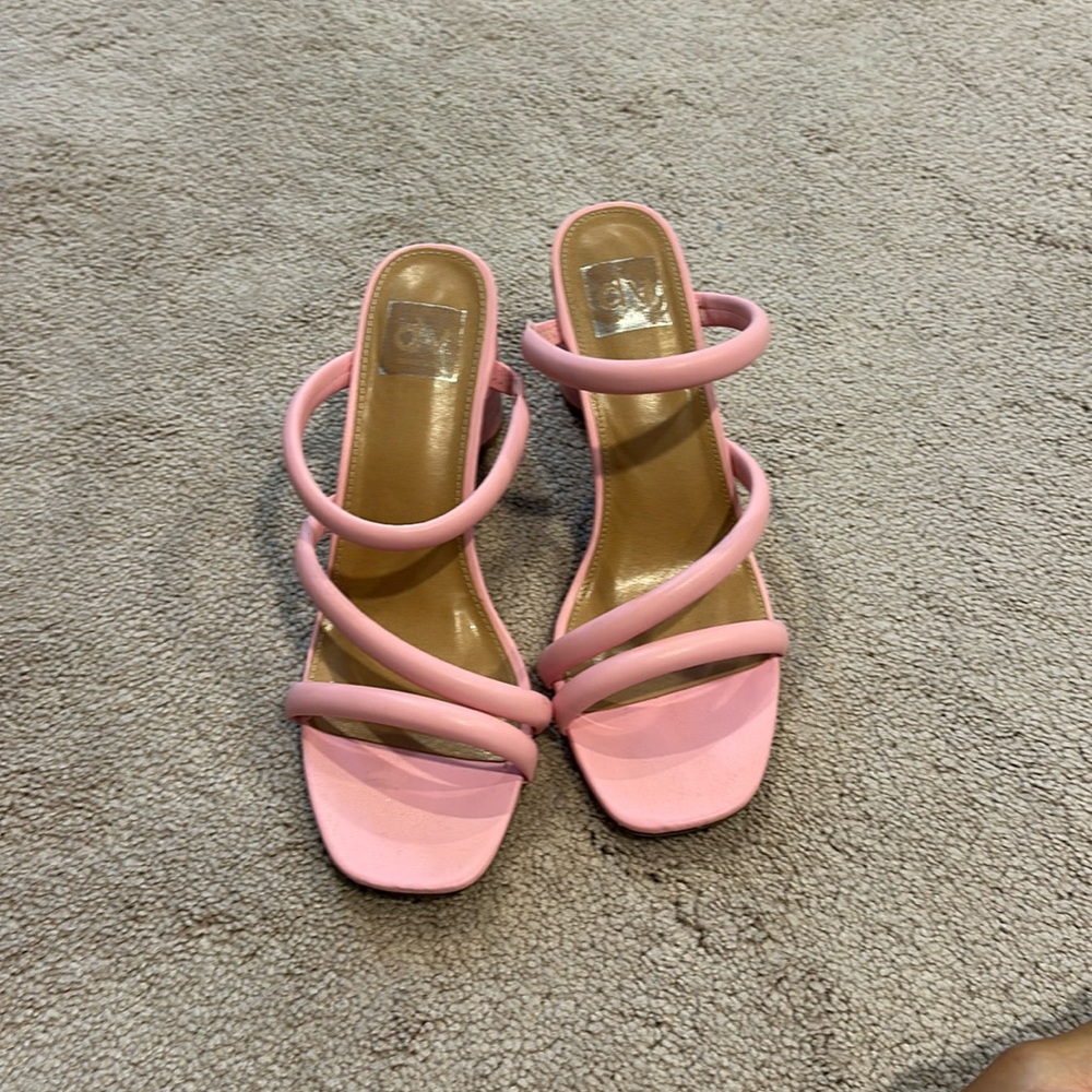 Dolce vita pink crocodile block heel sandal
